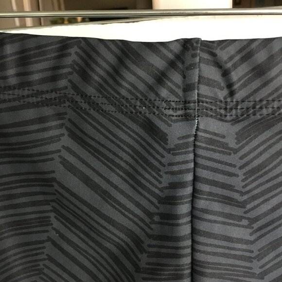 Bombsheller "Messy Herring" Ankle Leggings Herringbone Pattern Women's Sz Small - Picture 3 of 8